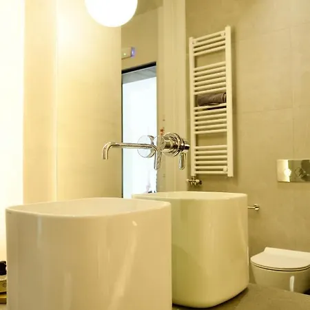 アパート Allofts カラマタ