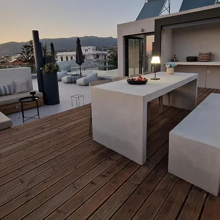 Allofts アパート カラマタ