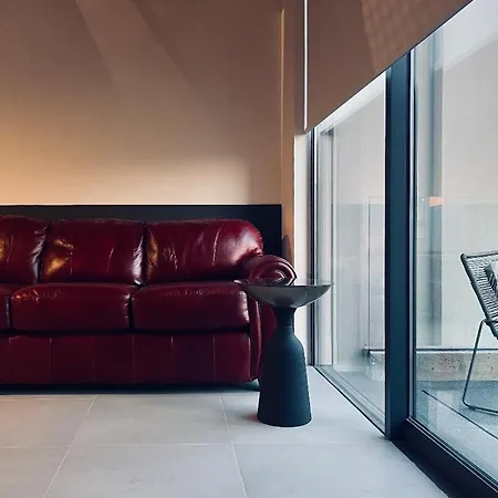 Apartment Allofts *