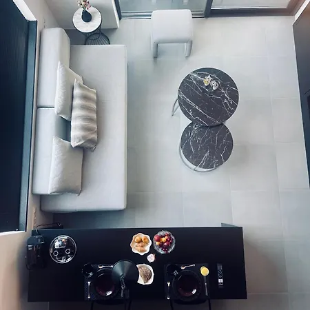 Allofts アパート *