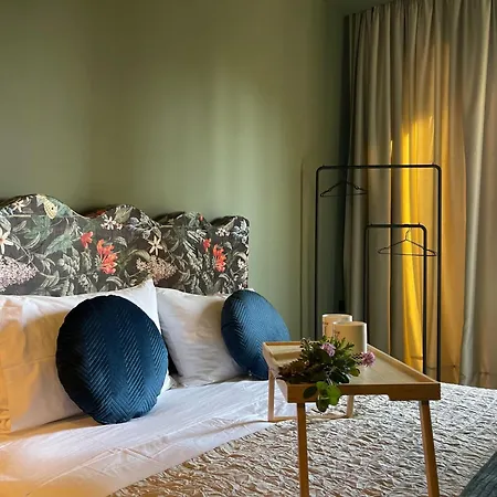 Allofts Apartment *